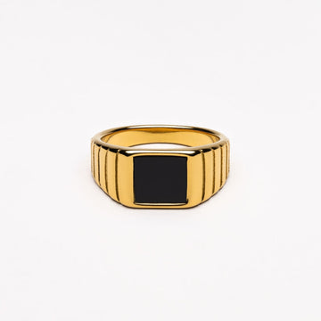 Anillo de ónix "Kaya"