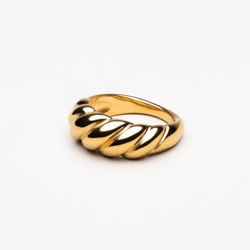 Anillo de croissant
